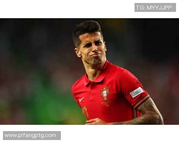 坎塞洛：从边锋到全能战士的华丽蜕变与足球生涯的精彩瞬间